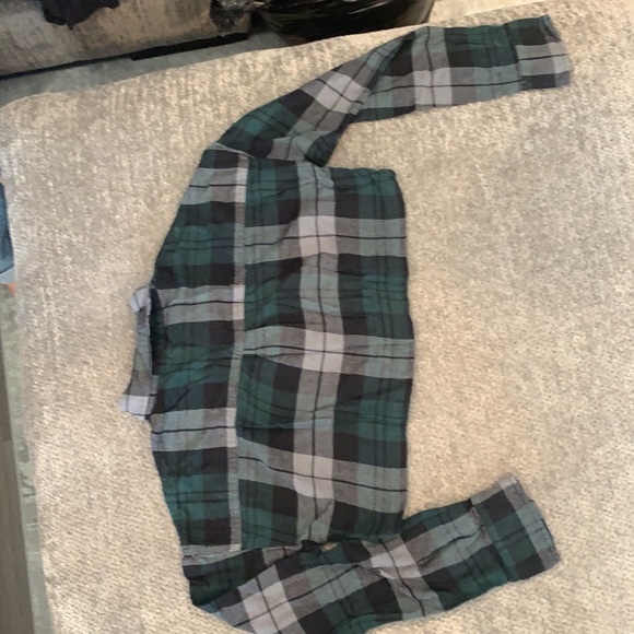 Crop-flannel - Picture 3 of 3